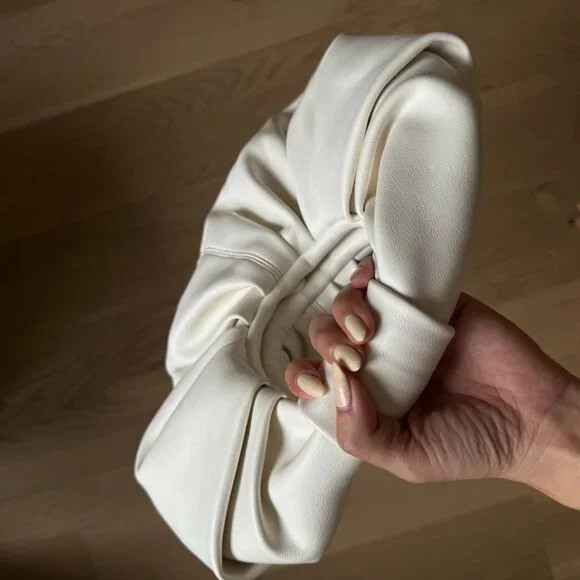 Source Unkown - - Picture 4 of 4